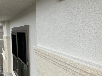 外壁クラシック修繕！地震等の揺れに追従できる柔らかめ塗料のパーフェクトトップをご提案！